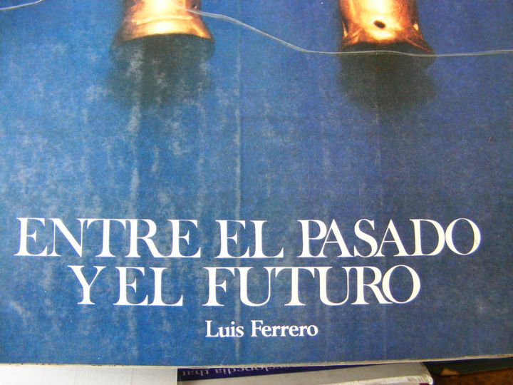 biblioteca 124 copy.jpg